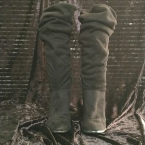 Impo Faux Suede Heeled Boots Black Size 6